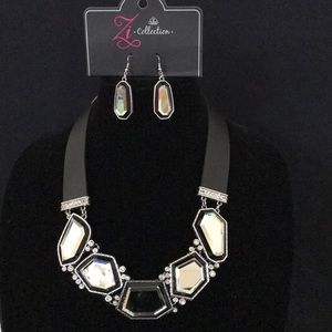 Paparazzi Rivalry 2019 Zi Collection Necklace